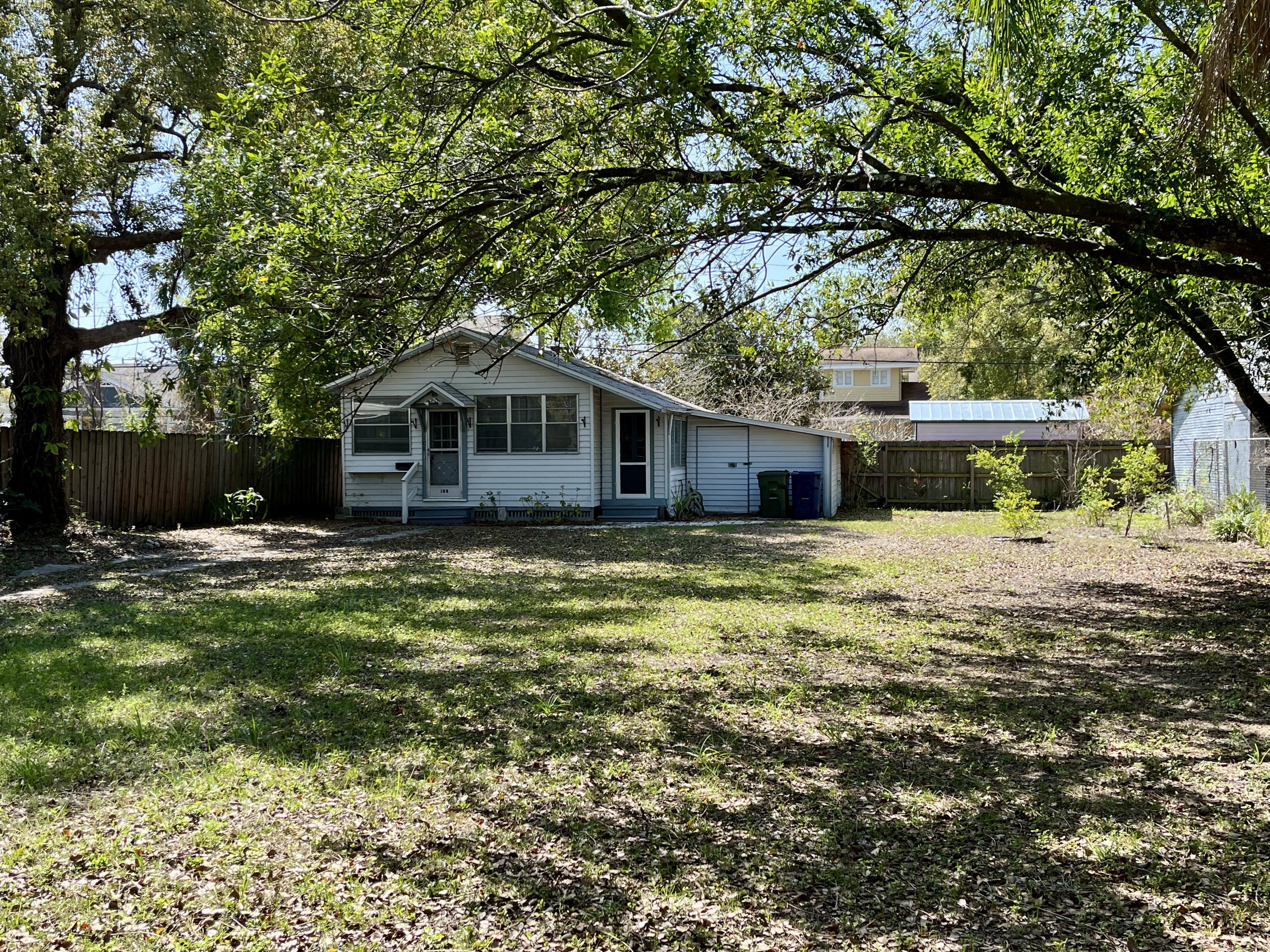 108 West Comanche Avenue