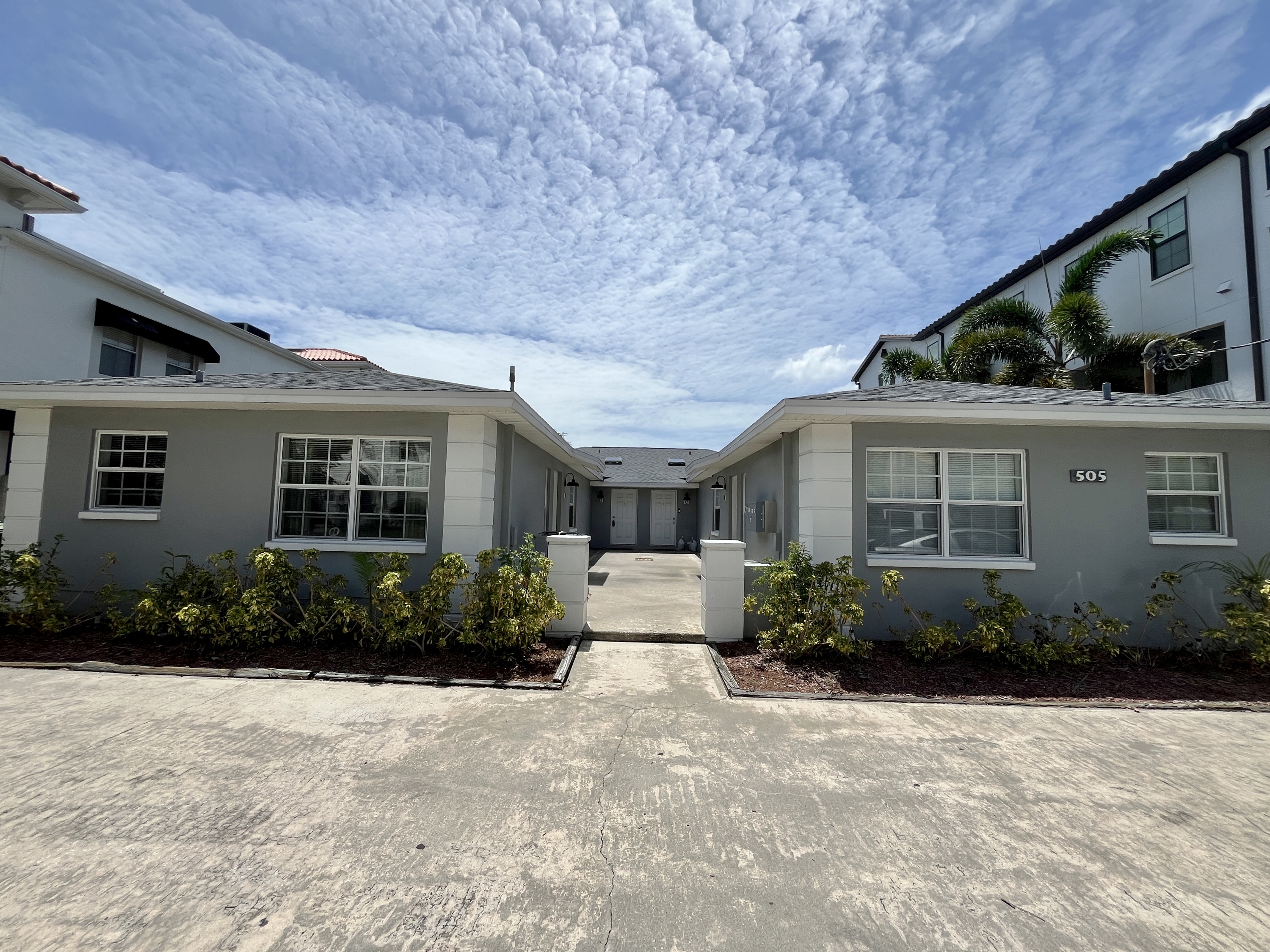 505 South Westland Avenue - D
